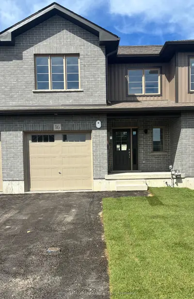 12 Beverly Street, Springwater, On L0l 1p0