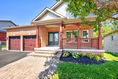 10 Purt Court, Barrie, On L4n 9k7