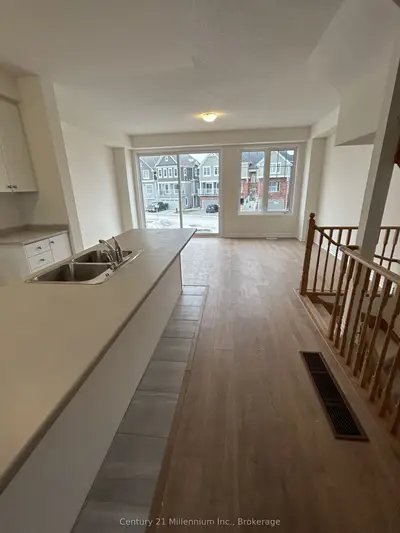 31 Surf Drive, Wasaga Beach, On L9z 0g3