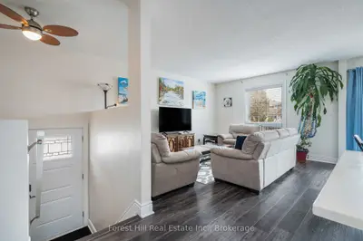 29 DILLON Drive, Collingwood, ON L9Y 4S3