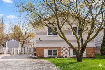 29 DILLON Drive, Collingwood, ON L9Y 4S3