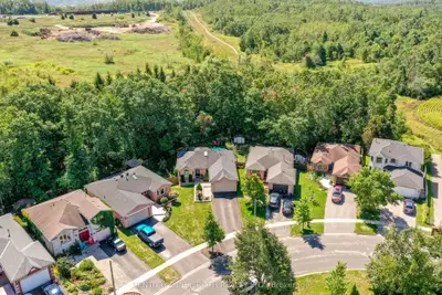 91 Benson Drive, Barrie, On L4n 7y4