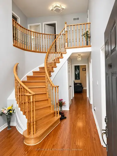 509 Grove Street E, Barrie, On L4m 5z4