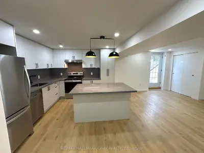 Detached in Barrie
