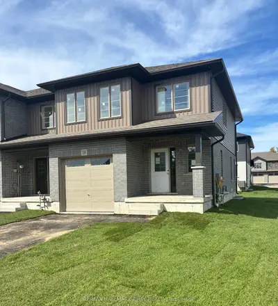 18 Beverly Street, Springwater, On L0l 1p0