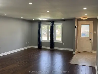 27 Maitland Drive, Barrie, On L4m 5v9
