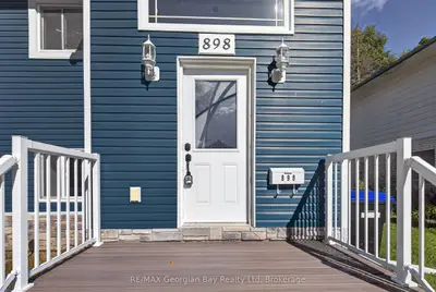 898 Yonge Street, Midland, On L4r 2e7