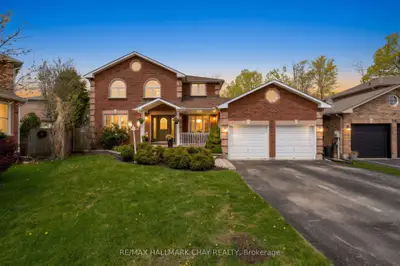 34 Crompton Drive, Barrie, On L4m 6n1