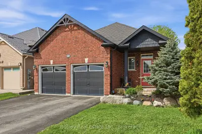 28 CLARK Street, Collingwood, ON L9Y 0H9