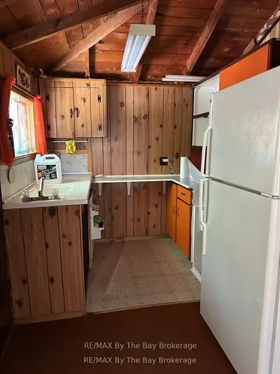 134 Sunnidale Road, Wasaga Beach, On L9z 2s8