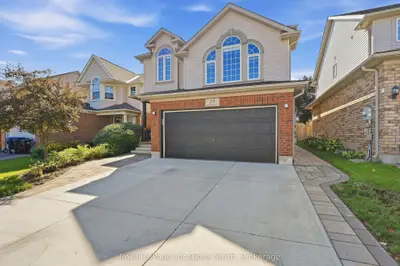 20 Highlands Crescent, Collingwood, On L9y 5h3