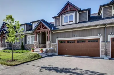 4 Spooner Crescent, Collingwood, On L9y 1y3