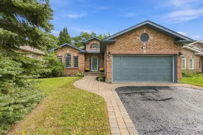 3 Maw Court, Barrie, On L4n 7x7