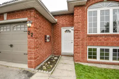 22 Peregrine Road, Barrie, On L4m 6p9