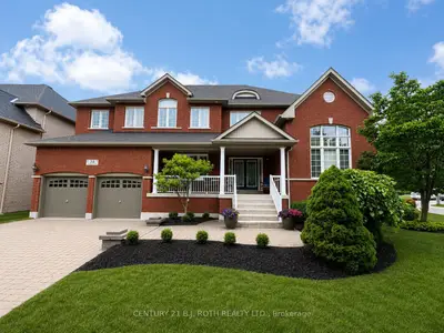 38 Camelot Square, Barrie, On L4m 0c3