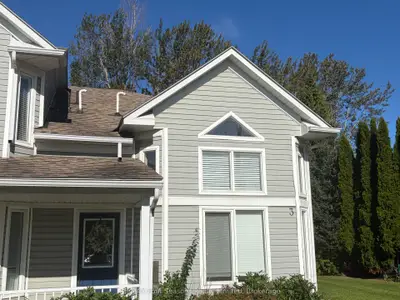295 Balsam Street 3, Collingwood, On L9y 5c1