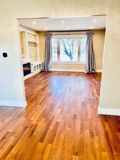 6 Beechcroft Circle, Barrie, On L4m 4y4