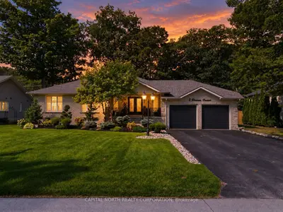 8 Downer Crescent, Wasaga Beach, On L9z 1c2