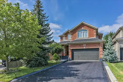 28 EMPIRE Drive, Barrie, ON L4N 0Y9