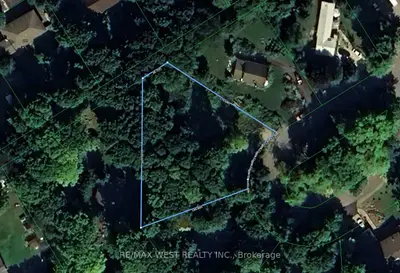 12 Lakeview Crescent, Tiny, On L9m 1r2