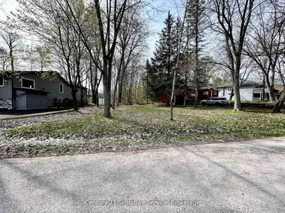 257 Robins Point Road, Tay, On L0k 2a0
