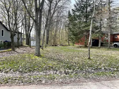 257 Robins Point Road, Tay, On L0k 2a0