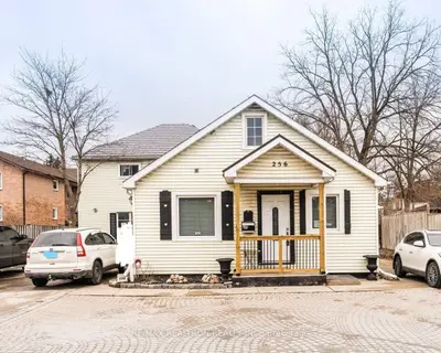 256 Dunlop Street W, Barrie, On P0a 1c0