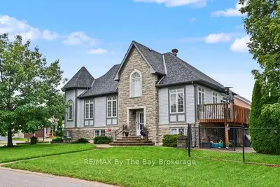90 Meadowlark Boulevard, Wasaga Beach, On L9z 0b5
