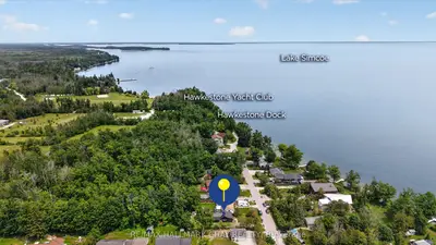 8 Myrtle Avenue, Oro-medonte, On L0l 1t0