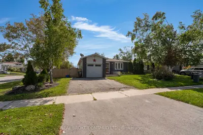 37 Hickling Trail, Barrie, On L4m 5s5
