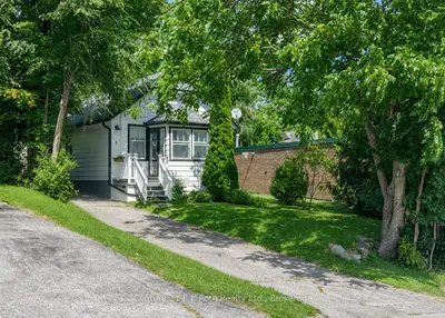 8 Dunn Avenue, Orillia, On L3v 2n9