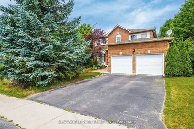50 Livingstone Street W, Barrie, On L4n 7j2