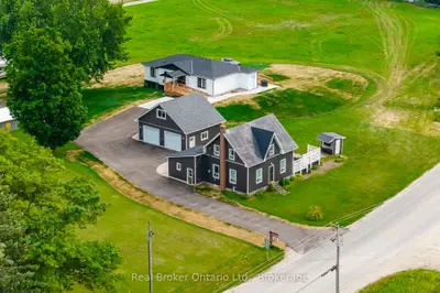 597 Lafontaine  Road W, Tiny, On L9m 0l7