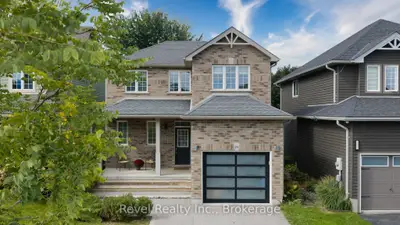 24 DANCE Street, Collingwood, ON L9Y 0H4