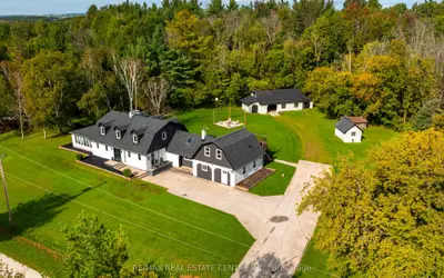 2570 Creemore Avenue, Clearview, On L0m 1n0