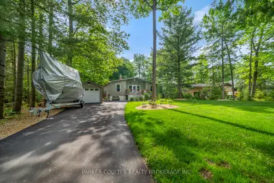 11 Duquette Court, Tiny, On L9m 0h3