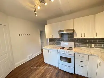 486 Hannah Street, Midland, On L4r 2g9