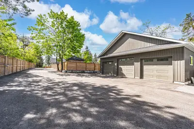 2484 Highway 11 S, Oro-medonte, On L0l 2e0