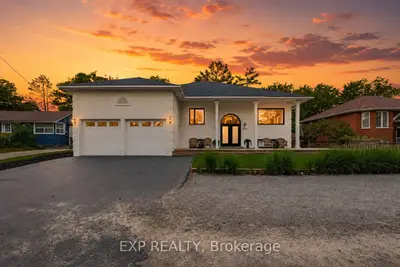 256 Old Mosley Street, Wasaga Beach, On L9z 2j2