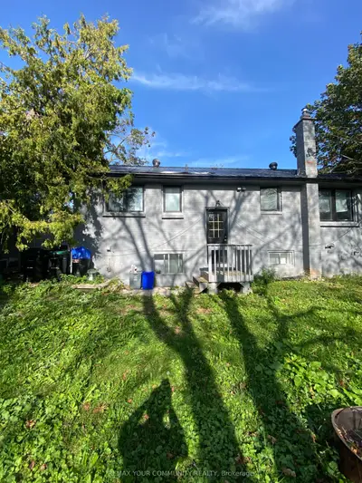 188 St Vincent Street Basement, Barrie, On L4m 3z4