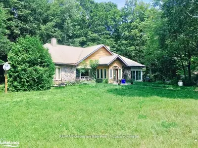 9513 N County Rd 93 Road Ne, Midland, On L4r 5k6
