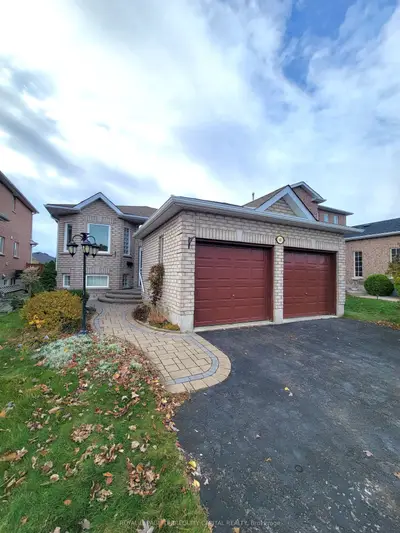68 Bird Street Lower, Barrie, On L4n 0x3