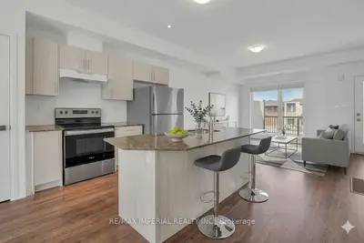 61 Fairlane Avenue, Barrie, On L9j 0n1