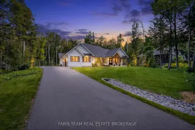 56 Marni Lane, Springwater, On L0l 2k0