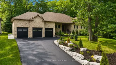 41 Heron Boulevard, Springwater, On L0l 1y3