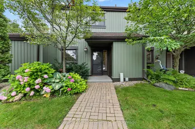 156 N Escarpment Crescent, Collingwood, On L9y 5b4