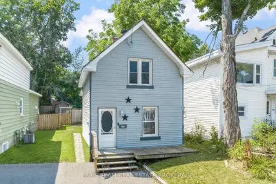 390 Mildred Street, Midland, On L4r 3r6