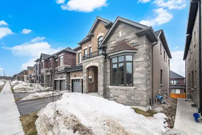 78 Bearberry Road, Springwater, On L9x 2c9