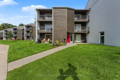 1102 Horseshoe Valley Road W 215, Oro-medonte, On L4m 4y8