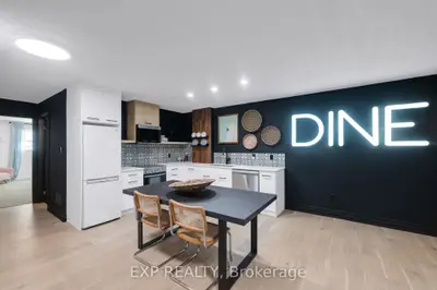 256 Old Mosley Street Lower, Wasaga Beach, On L9z 2j2
